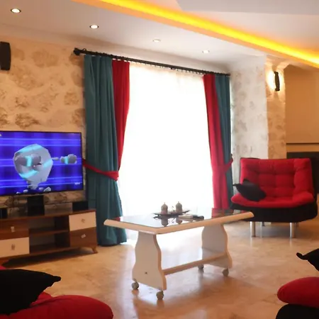 빌라 Magnificent With Private Pool In Nature For 6 People, Antalya - Awz 123