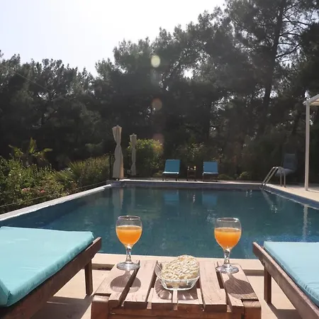 Magnificent With Private Pool In Nature For 6 People, Antalya - Awz 123 ヴィラ カシュ